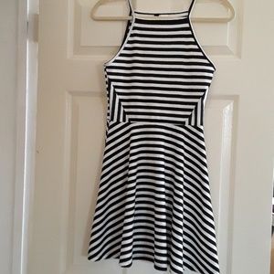 H & M young girl dress.